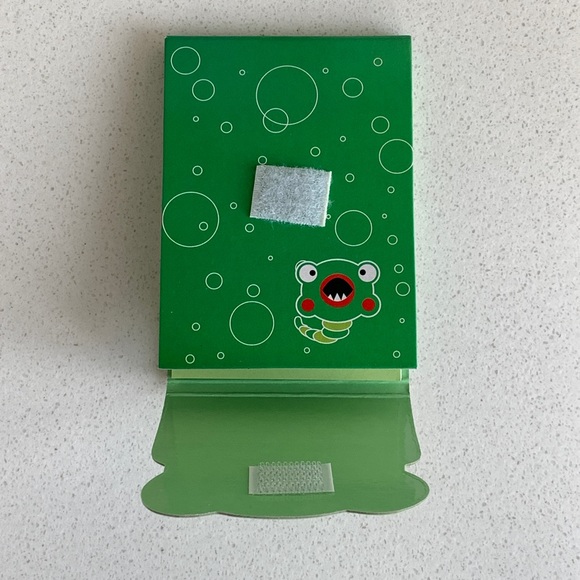 Parasite Pals “Tickles The Tapeworm” Character Little Notebook With Magic Slate - Picture 2 of 4